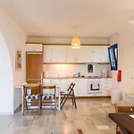 Vila Family House, Paros Golden