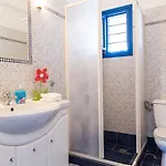 Family House, Paros Golden Vila *