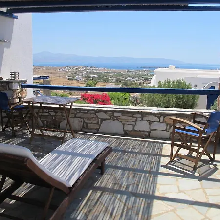 Family House, Paros Golden Drios