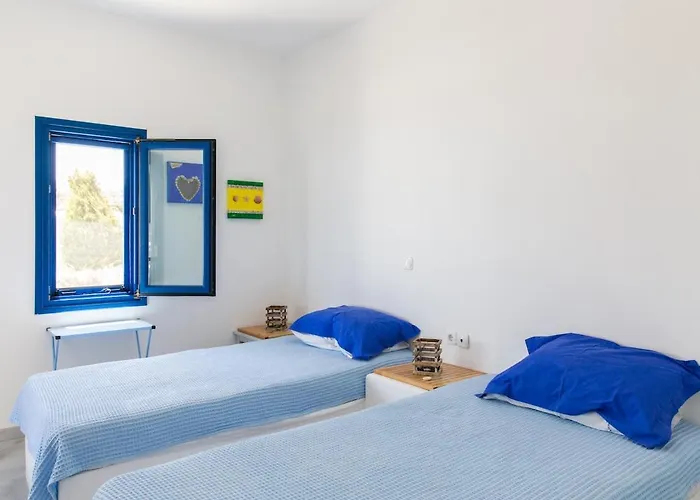 Family House, Paros Golden Βίλα *